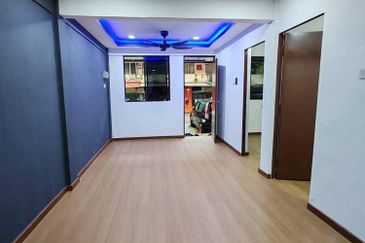 flat taman tun aminah skudai