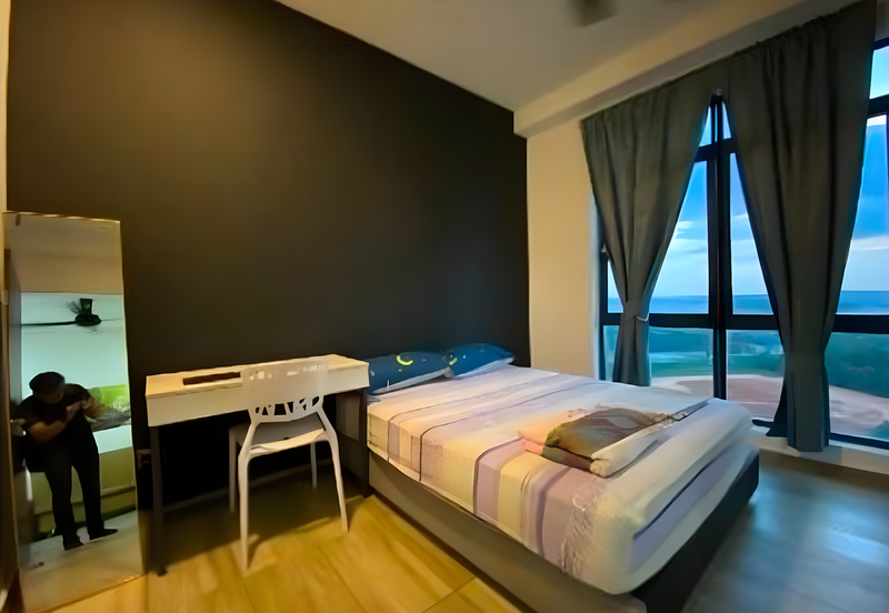 Kenwingston Square Garden