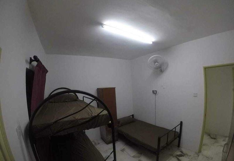 Residensi Warnasari 1