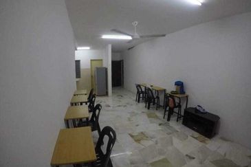 Residensi Warnasari 1