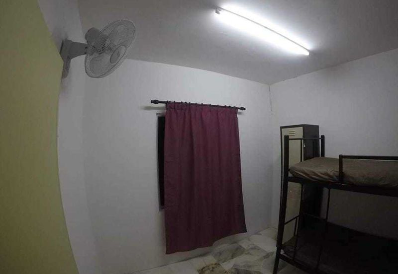 Residensi Warnasari 1