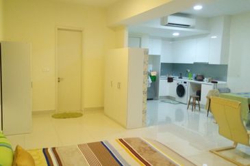 Pandora @ Tropicana Metropark