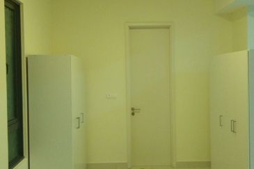 Pandora @ Tropicana Metropark