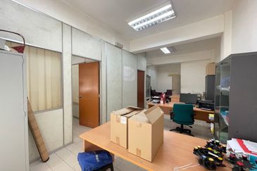 Dataran Otomobil, Seksyen 15