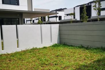 Dalia Residences @ Tropicana Aman