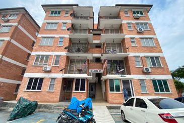Alam Budiman Condominium (Pangsapuri Alam Budiman)