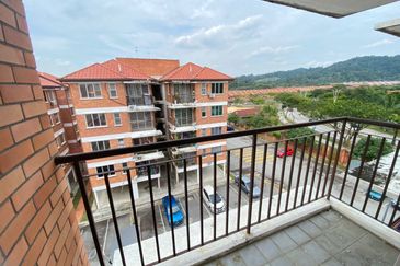 Alam Budiman Condominium (Pangsapuri Alam Budiman)