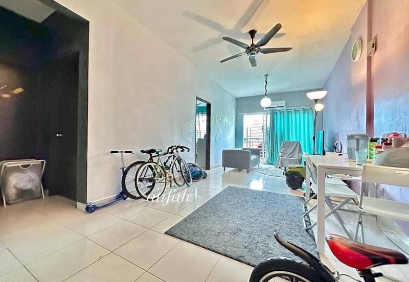 Residensi Warnasari 2