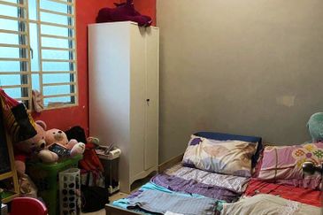 Residensi Warnasari 2