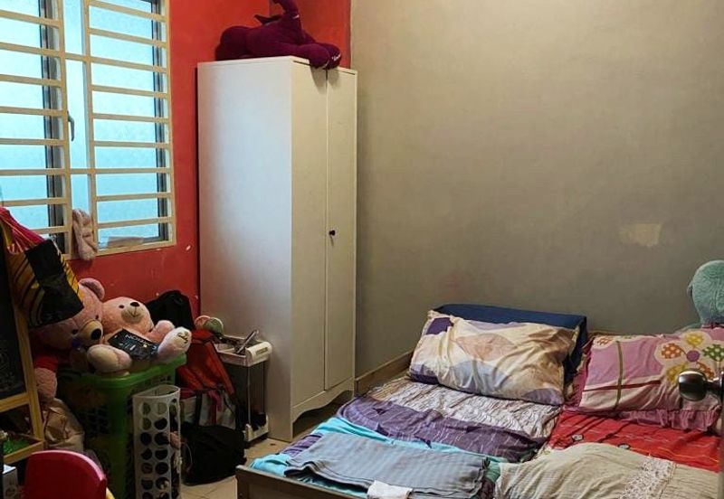 Residensi Warnasari 2