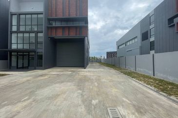 Elmina Business Park