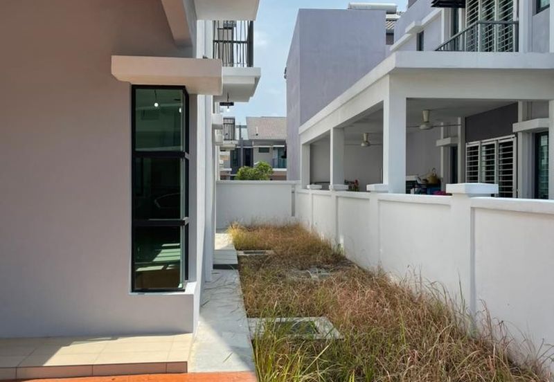 Periwinkle @ Bandar Rimbayu