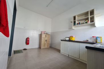 2 Sty Idaman Warisan Alam Perdana Puncak Alam