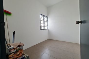 2 Sty Idaman Warisan Alam Perdana Puncak Alam