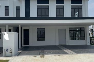 Regent Garden  @ Eco Grandeur, Bandar Puncak Alam, Selangor