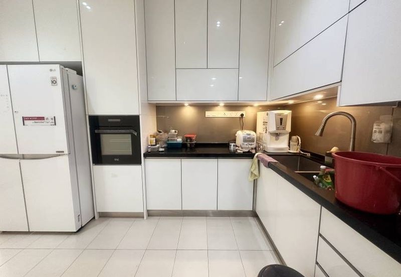 Hemingway Residence @ Bandar Seri Coalfields