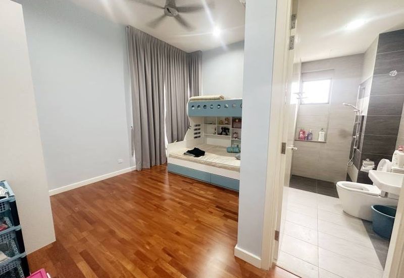 Hemingway Residence @ Bandar Seri Coalfields