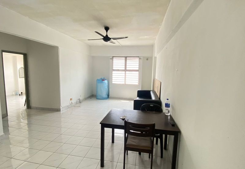 Brunsfield Service Apartment