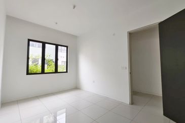 Viana at Elmina Gardens