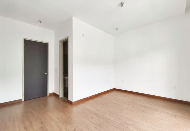 Viana at Elmina Gardens