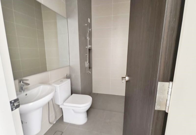 Viana at Elmina Gardens