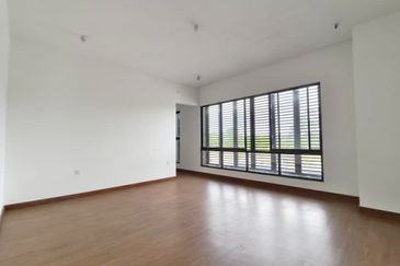 Viana at Elmina Gardens