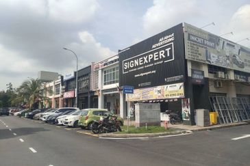 Pusat Komersial Seksyen 7