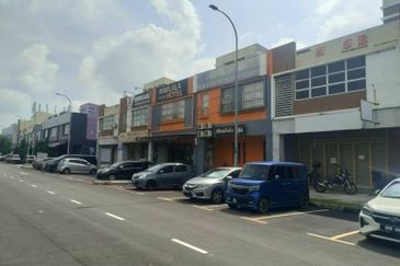 Pusat Komersial Seksyen 7