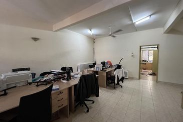 Jalan Serambi for sale