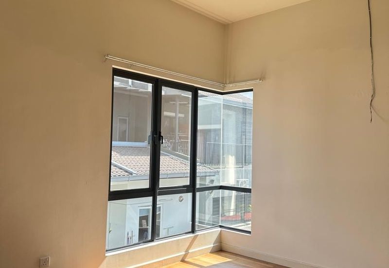 Hemingway Residence @ Bandar Seri Coalfields