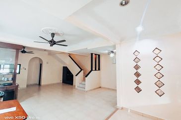 Jalan Suakasih @ Tun Hussein Onn