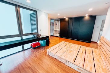 Centrio SoHo @ Pantai Hillpark