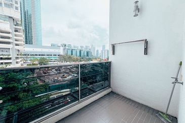 Centrio SoHo @ Pantai Hillpark