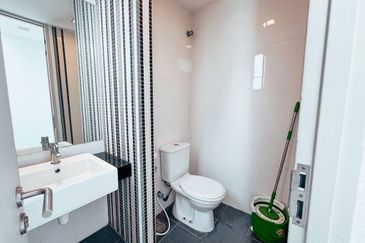 Centrio SoHo @ Pantai Hillpark