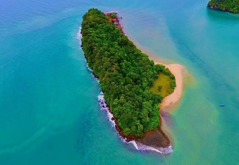 The Jemuruk Island
