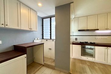 Ara Hill Condominium