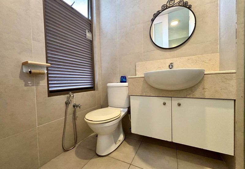 Ara Hill Condominium