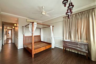 Ara Hill Condominium