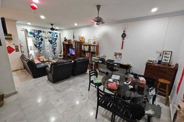 Bandar Laguna Merbok