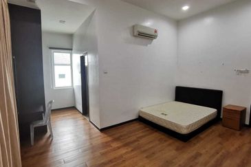 Bukit Banyan Eugenia