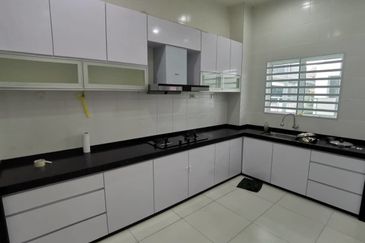 Bukit Banyan Eugenia