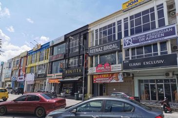 Persiaran Perdana Height