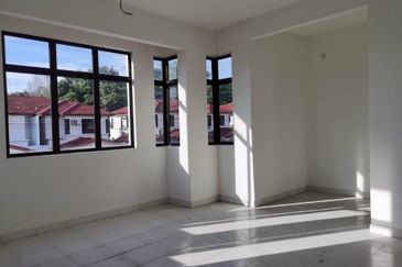 Persiaran Perdana Height