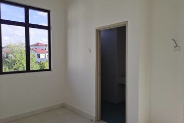 Persiaran Perdana Height