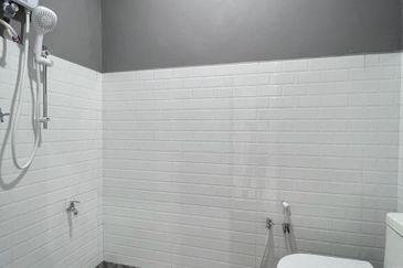 BANDAR AMANJAYA (ZON ANGGERIK)