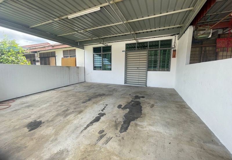 TAMAN KELISA RIA FASA 1