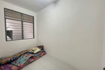 TAMAN KELISA RIA FASA 1