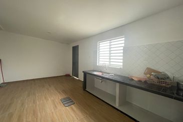 TAMAN KELISA RIA FASA 1