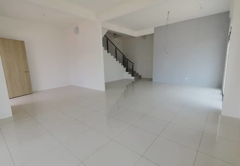 YARRA PARK WESTFIELD