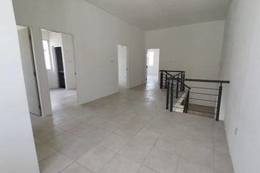 YARRA PARK WESTFIELD